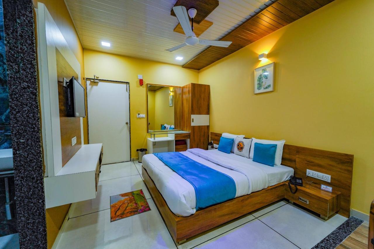 Отель The Nest Residency Ахмедабад Экстерьер фото